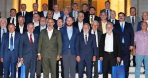 Cemal Kaya, AK Parti Genel Merkezi’nde parti yönetimi ile geçmiş