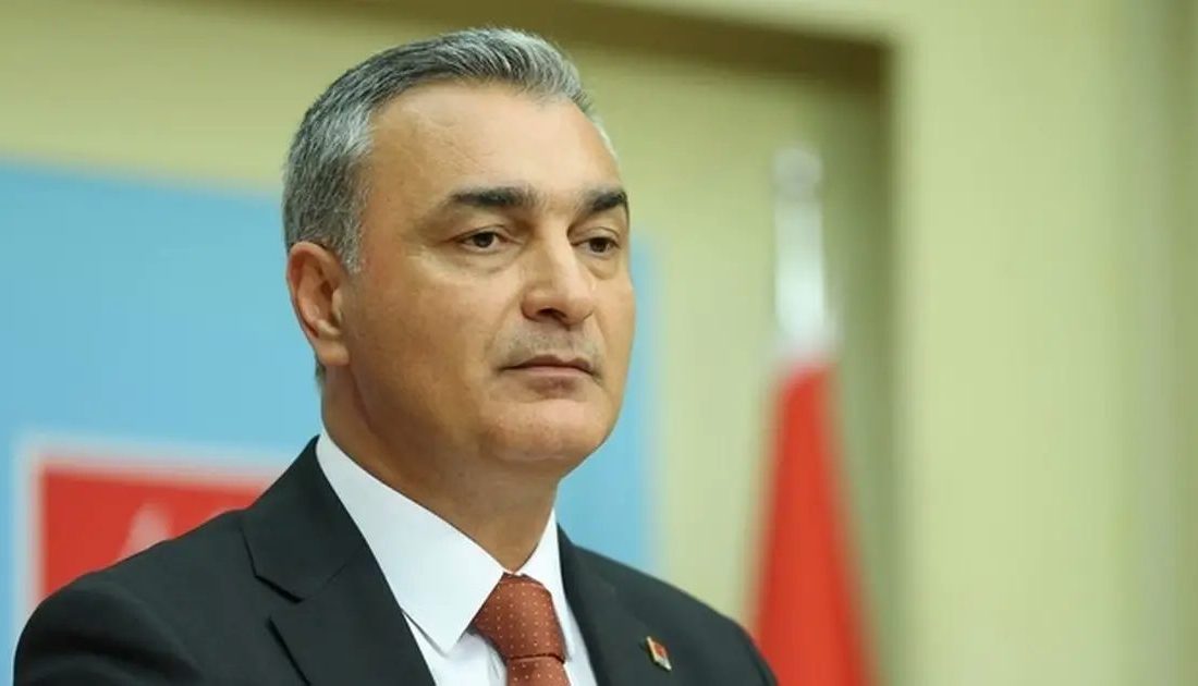 CHP MYK toplantısı sonrası konuşan Parti Sözcüsü ve Yerel Yönetimlerden