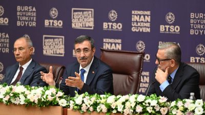 Cumhurbaşkanı Yardımcısı Cevdet Yılmaz, Bursa’nın Türkiye’nin kalkınma hikayesinde ayrıcalıklı bir