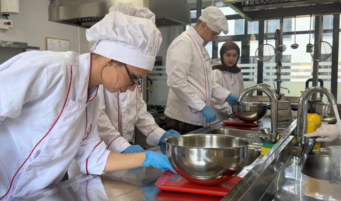 Kocaeli Büyükşehir Belediyesi bünyesinde faaliyet gösteren Gebze Beyaz Kalpler Eğitim