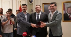 Üsküdar Belediye Meclisi’nde yapılan başkan vekili seçiminde Cumhur İttifakı adayı