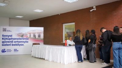 Eskişehir Büyükşehir Belediyesi’nin üniversiteli gençlere ulaşım kolaylığı sağlayan “Bas Geç”