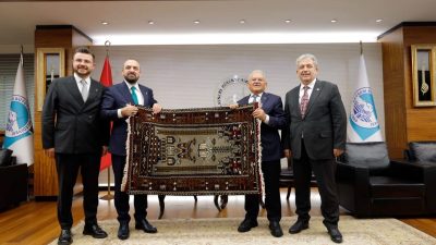 KAYSERİ (İGFA) - Kayseri Büyükşehir Belediye Başkanı Dr. Memduh Büyükkılıç,