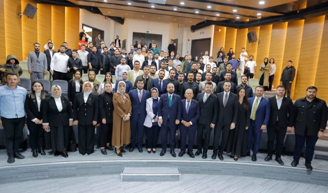 Kayseri Büyükşehir Belediye Başkanı Dr. Memduh Büyükkılıç, “Türkiye Yüzyılı Buluşmaları”