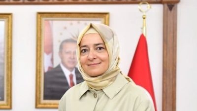 AK Parti Genel Başkan Yardımcısı ve eski Bakan Dr. Betül