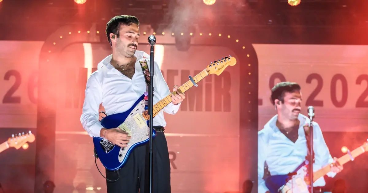 İEF geceleri müzik ve kahkaha dolu