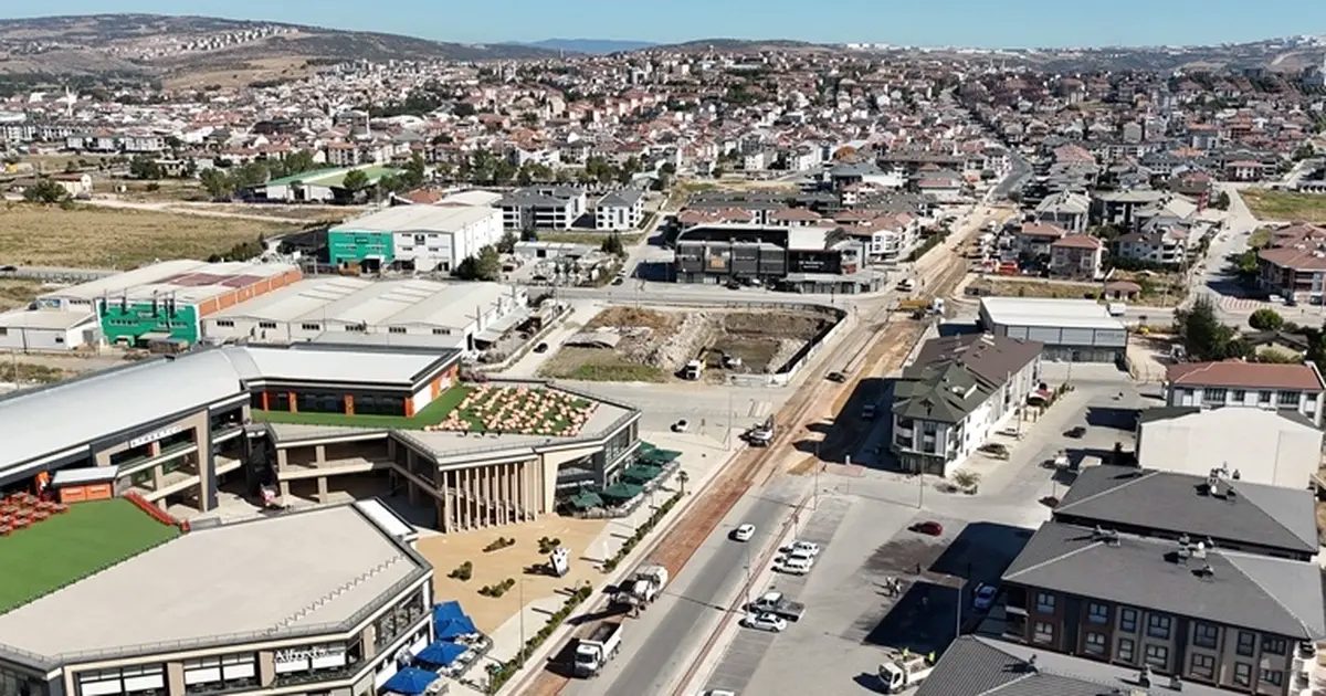 İnegöl Kozluca Bulvarı’nda asfalt çalışması