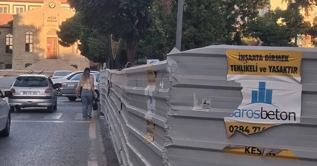 Edirne Keşan'da Hastane ve Anafartalar Caddesi’ndeki kaldırım işgalleri devam ederken