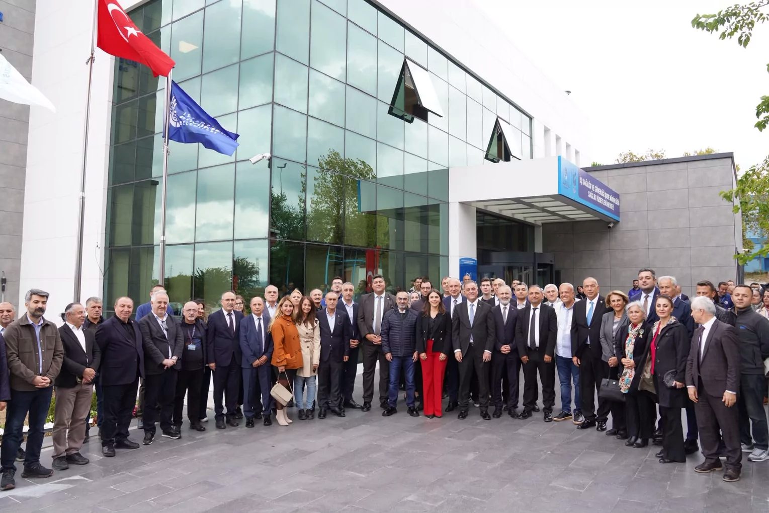 İstanbul Büyükşehir Belediyesi, Eyüpsultan’daki toplu açılışla lojistik merkezler, afet koordinasyon