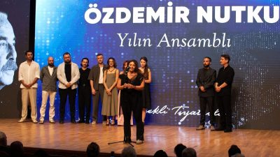 İzmir Büyükşehir Belediyesi Şehir Tiyatroları, 7. Özdemir Nutku Tiyatro Ödülleri’nde