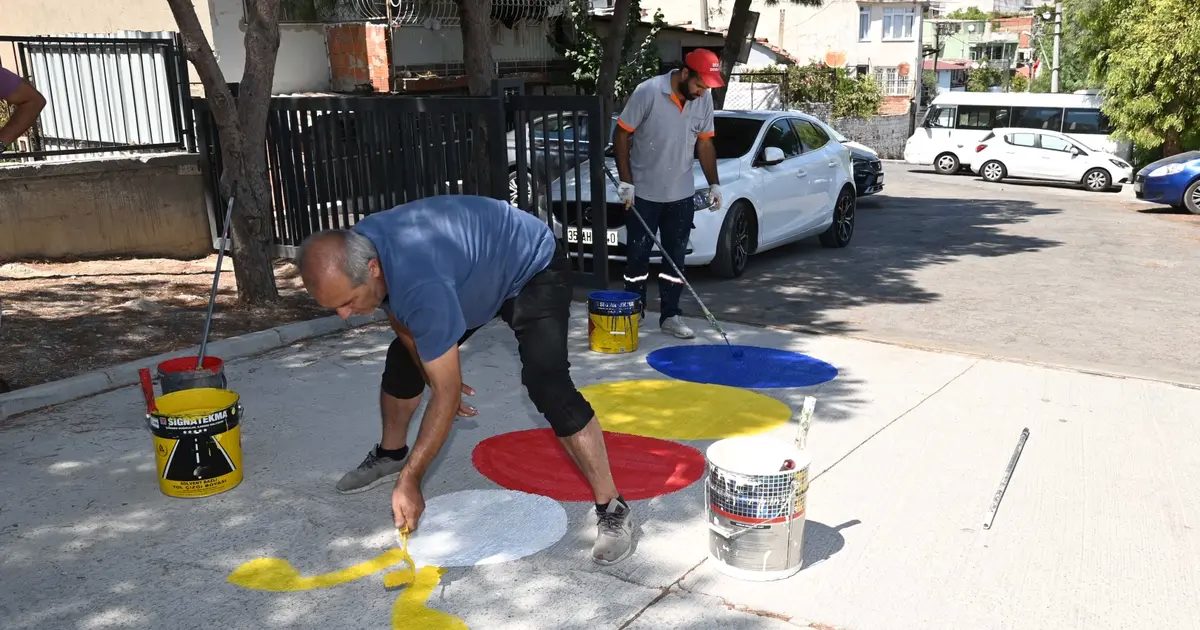 İzmir Karabağlar’dan okullara yeni dönem desteği