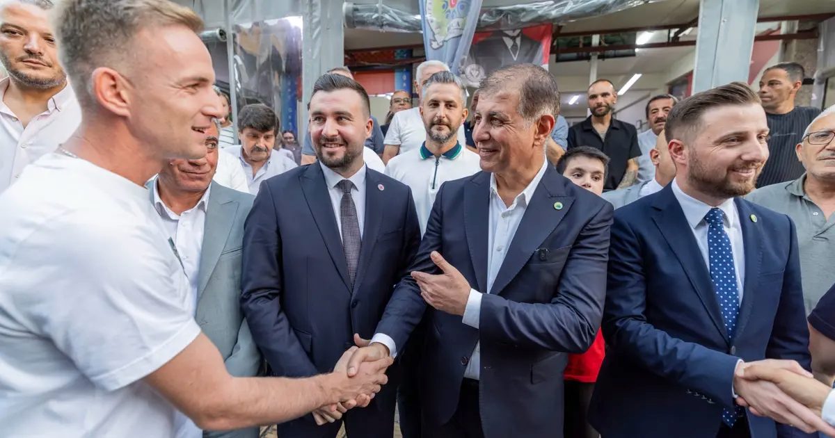 İzmir’de Başkan Tugay Bucalı gençleri dinledi