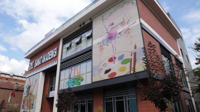 İzmit Belediyesi Sanat Akademisi Müzik Bölümü’nün yetenek sınavında başarılı olan