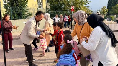 İzmit Belediyesi'nin Beslenme Saati Projesi kapsamında Gültepe, Muammer Aksoy ve