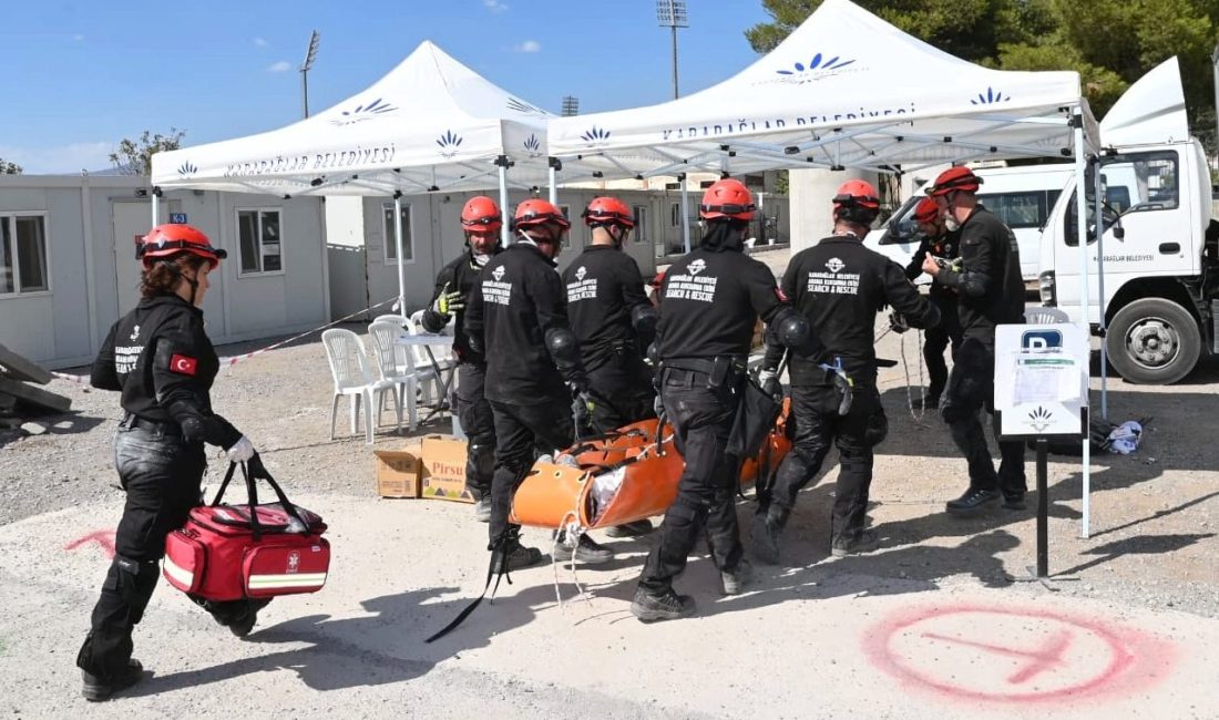 Karabağlar Belediyesi Arama ve Kurtarma Ekibi KAR-KUT, yaklaşık 10 aylık
