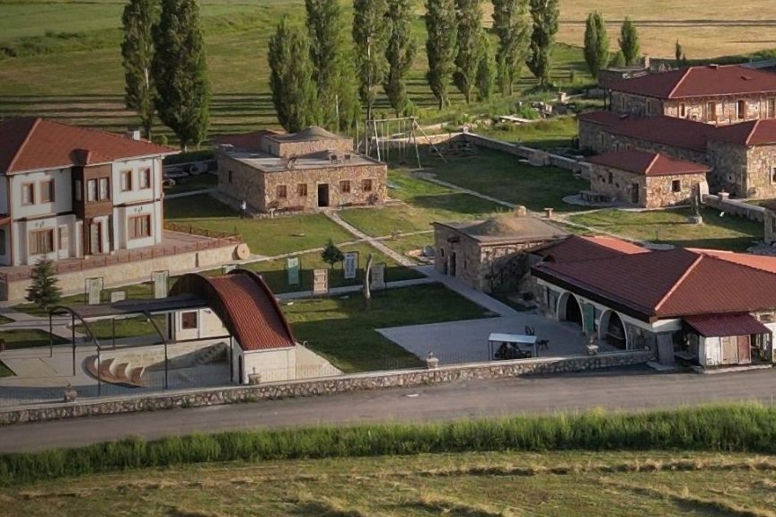 Anadolu’nun kırsal yaşam kültürünü ve geleneksel üretim biçimlerini “yaşayan müze”
