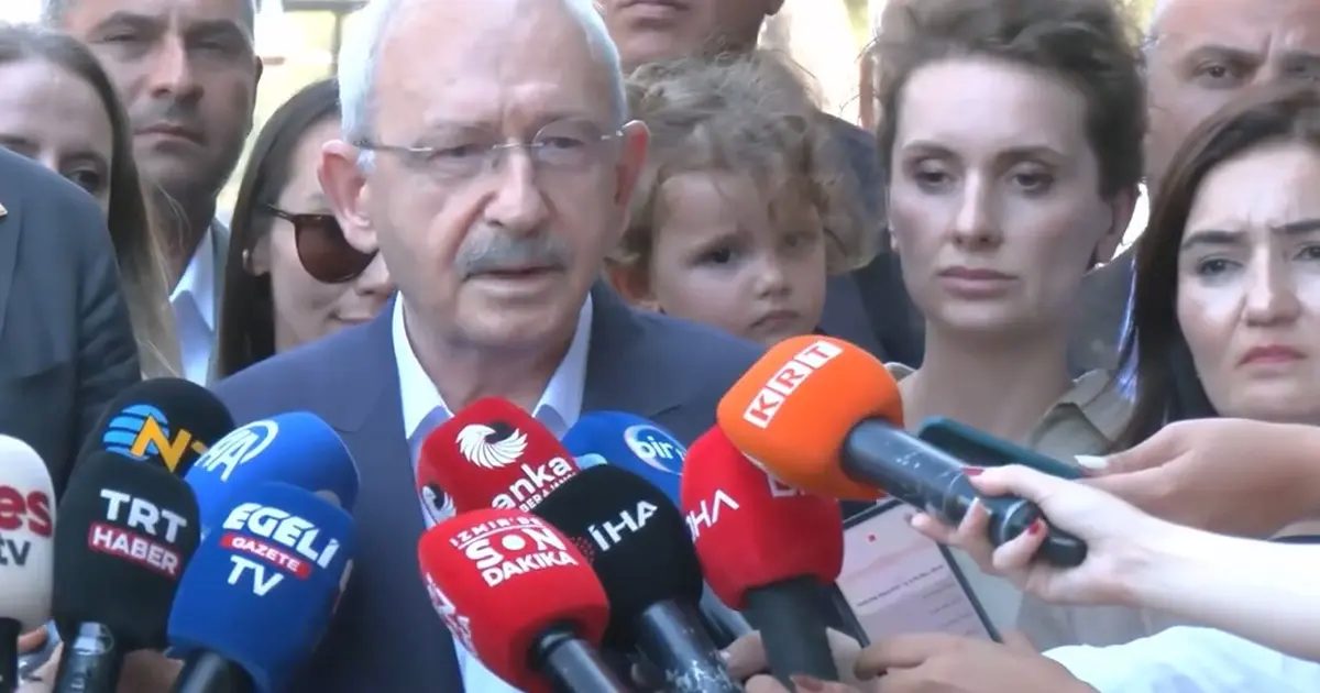Kılıçdaroğlu’ndan Buca Cezaevi önünde dikkat çeken mesaj… İddianame bir an önce yazılmalı!