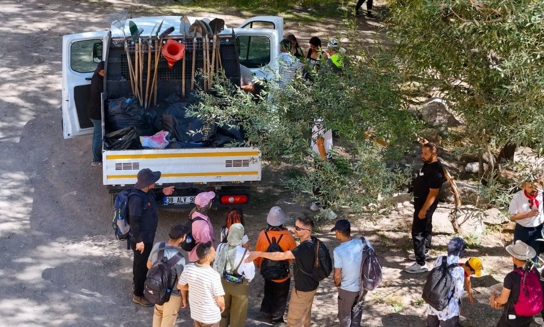 Kayseri Büyükşehir Belediyesi ve Kayseri Social Kulübü iş birliğiyle, çevre
