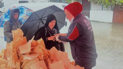 Kocaeli İzmit Belediyesi, Fatma Seher, Ziya Gökalp ve Mehmetçik İlkokulu’nda