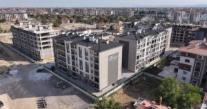 Karatay Belediyesi'nin yaklaşık 30 yıllık faizsiz konut tecrübesini ve insan