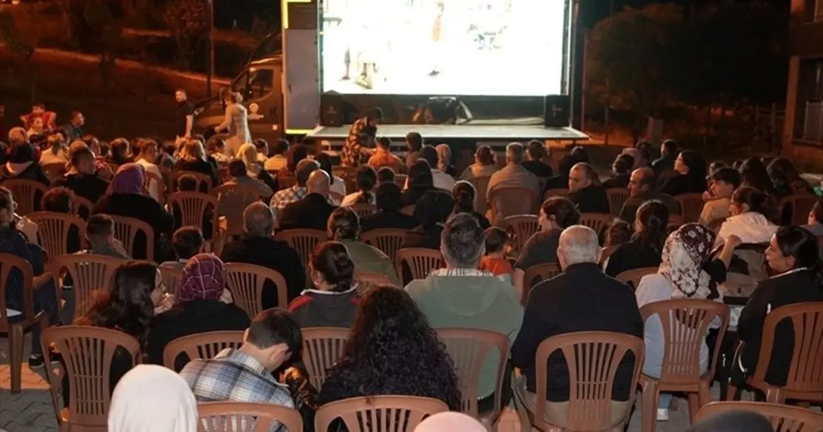 “Köyümde Sinema Günleri” ile nostalji rüzgarı sürüyor