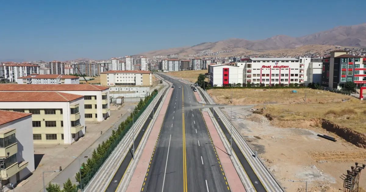 Malatya’da o caddenin genişliği 30 metreye çıkarıldı