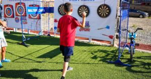 Maltepe Belediyesi, yaz boyunca çocukları mahallelerde düzenlediği oyun ve spor