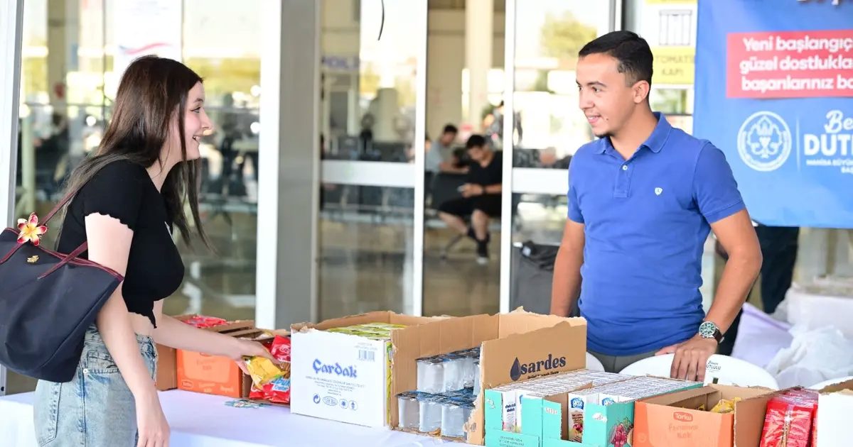 Manisa’da öğrencilere hoş geldin karşılaması