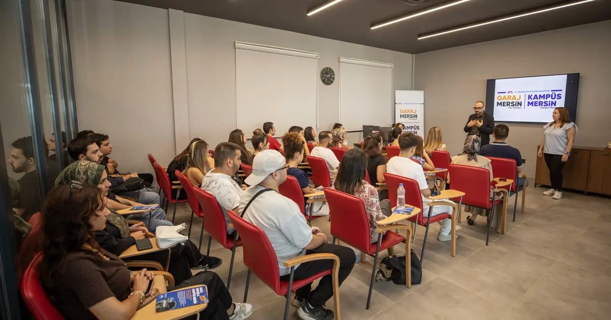 Mersin’de gençler eğitimden istihdama adım atıyor