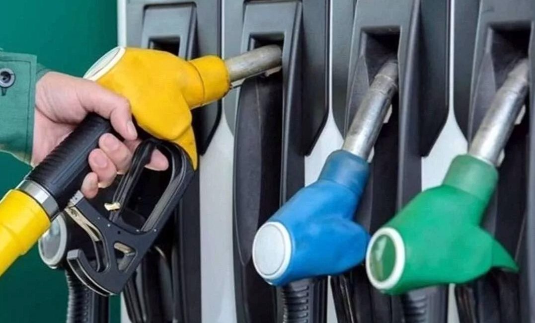 Akaryakıt fiyatlarında motorin için beklenen indirim belli oldu. Sektör kaynaklarından