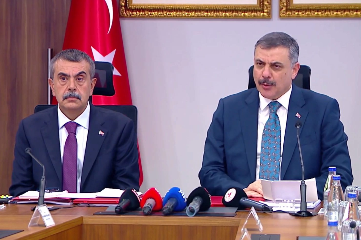 İçişleri Bakanı Mustafa Çiftçi ile Milli Eğitim Bakanı Yusuf Tekin,