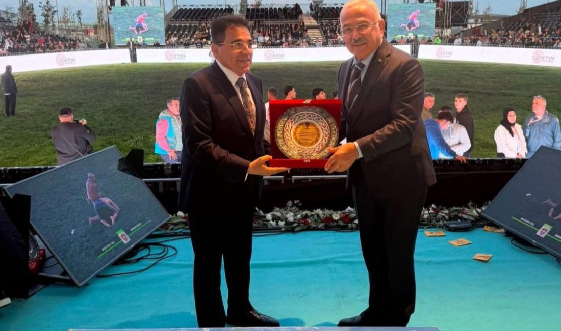 Ordu Büyükşehir Belediye Başkanı Dr. Mehmet Hilmi Güler, yağlı güreş