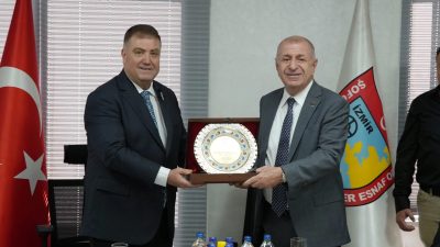 Zafer Partisi Genel Başkanı Prof. Dr. Ümit Özdağ, taksi ve