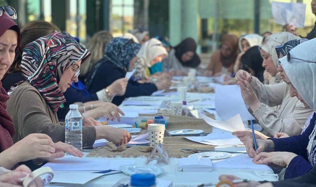 Sakarya Büyükşehir Belediyesi tarafından kadınlara yönelik hayata geçirilen Manevi Farkındalık