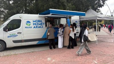 Sakarya’da yeni eğitim döneminin başlamasıyla Üniversiteler Kampüsü’nde öğrencileri karşılayan Büyükşehir