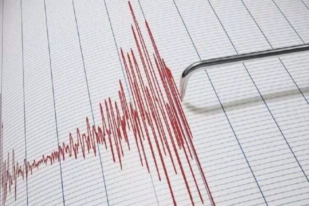 AFAD, Şanlıurfa'nın Karaköprü ilçesinde saat 10.40'ta 5,4 büyüklüğünde deprem meydana