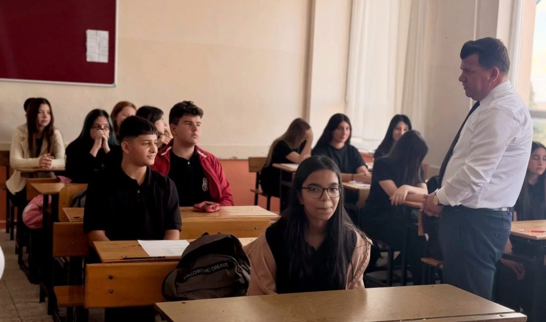 Keşan İlçe Millî Eğitim Müdürü Sercan Kemik, Keşan Lisesi’ni ziyaret