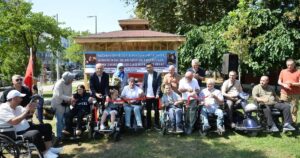 Trabzon Büyükşehir Belediyesi tarafından özel gereksinimli bireylerin aileleriyle birlikte Ganita’da