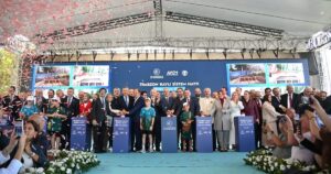 Trabzon Raylı Sistem Hattı'nın temeli, Ulaştırma ve Altyapı Bakanı Abdulkadir