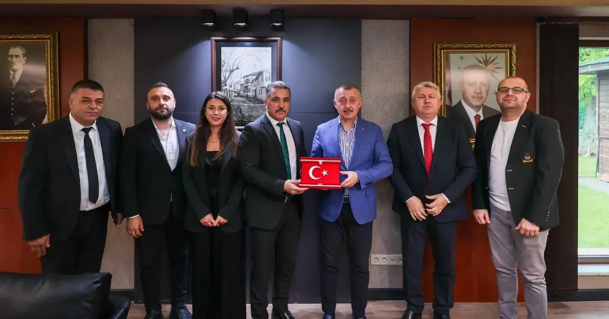 Türk Eğitim-Sen’den üniversitelerin ulaşım ve sosyal alan sorunları için Kocaeli Büyükşehir’e ziyaret