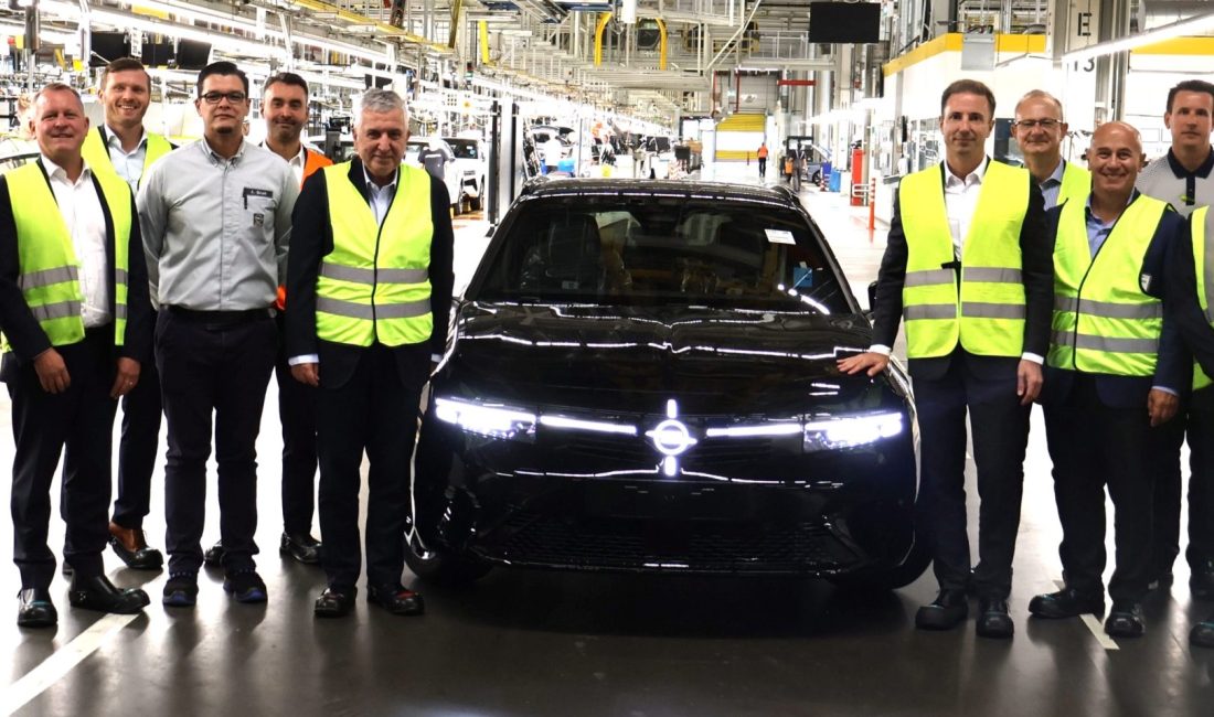 Tofaş CEO’su Cengiz Eroldu, Opel’in Almanya Rüsselsheim’daki Genel Merkezi’ni ziyaret