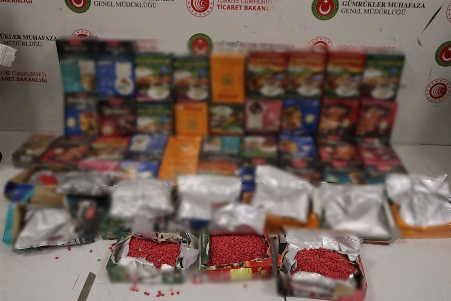 Ticaret Bakanlığı Gümrükler Muhafaza ekiplerince, İstanbul Havalimanı’nda gerçekleştirilen operasyonda 20
