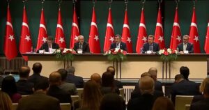 Cumhurbaşkanı Yardımcısı Cevdet Yılmaz, 2027-2029 dönemini kapsayan Orta Vadeli Program’ın
