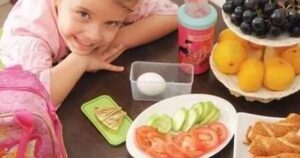Beslenme ve Diyetetik Bölümü Öğretim Görevlisi Kübra Şahin, okul çağındaki