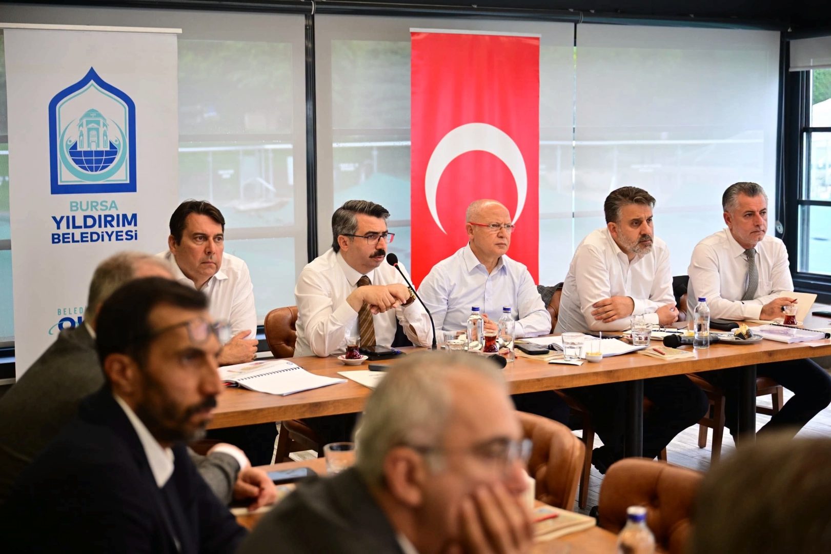 Bursa'da Yıldırım’ın geleceğine yönelik hizmet ve yatırımların ele alındığı istişare