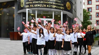 Ankara Büyükşehir Belediyesi, 29 Ekim Cumhuriyet Bayramı kapsamında ilkokul öğrencilerini
