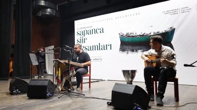 Sakarya Büyükşehir Belediyesi’nin bu yıl 25’incisini düzenlediği Uluslararası Sapanca Şiir