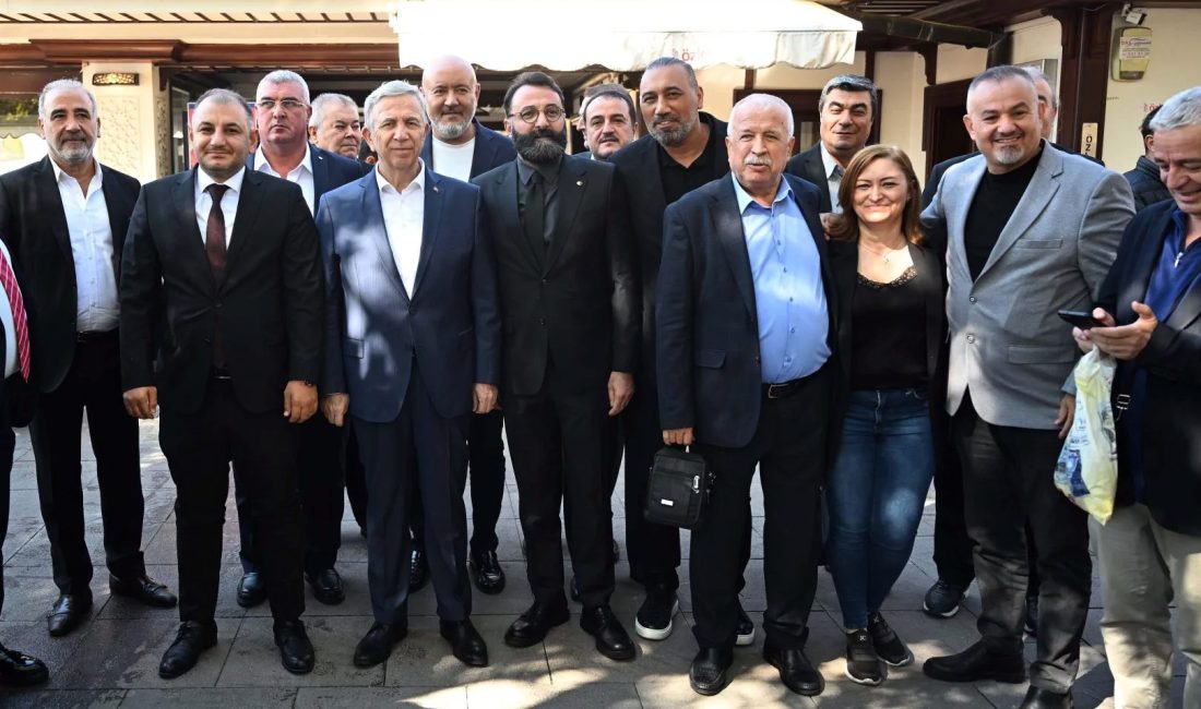 Ankara Büyükşehir Belediyesi, Ulus’u yeniden canlandırmak için Anafartalar Caddesi’nde yürüttüğü