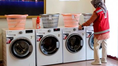 Ankara Büyükşehir Belediyesi, 4 farklı noktadaki Giysi Yıkama Merkezleriyle öğrencilerin