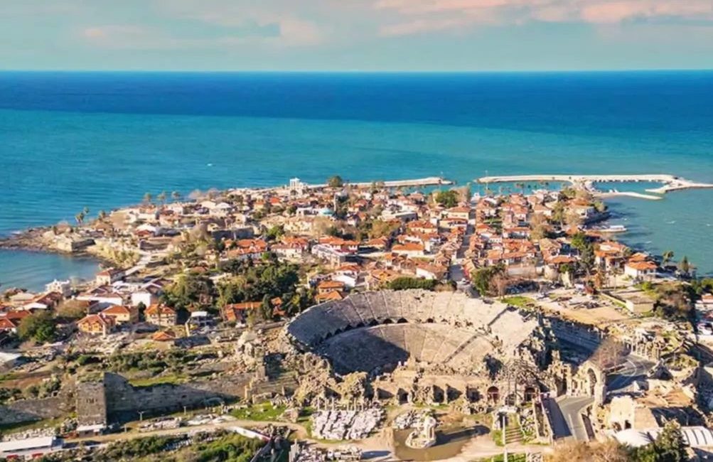 Antalya'nın 2026 yılının ilk dokuz ayında 12,4 milyon yabancı turist